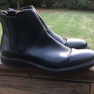 Men’s Black boots
